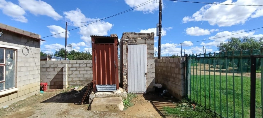 2 Bedroom Property for Sale in Botshabelo Free State